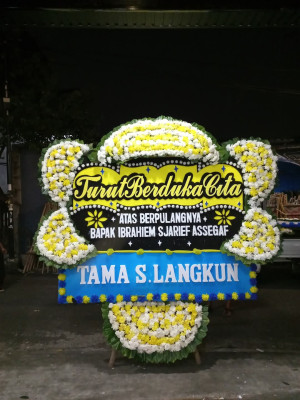 Papan Bunga Duka di Cigondewah Kaler